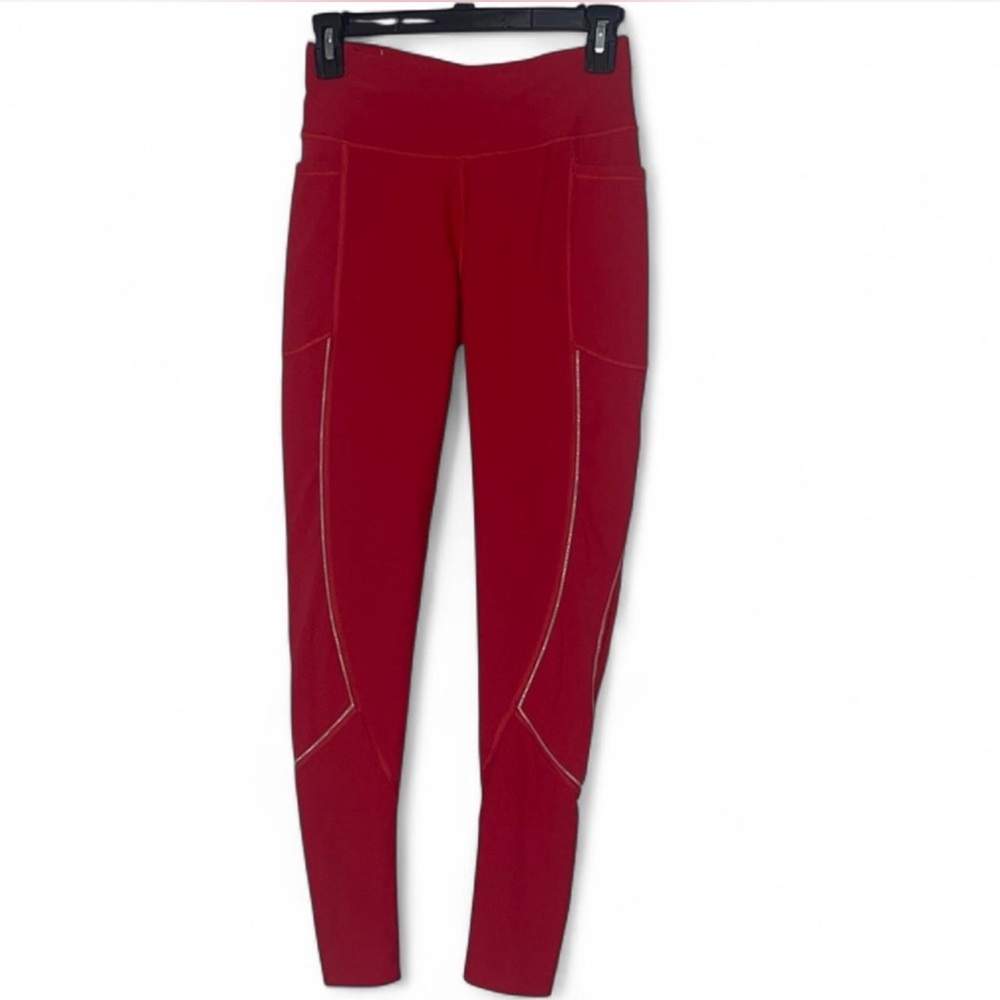 Victoria Secret Total Knock Out Leggings Small Red with Gold Accents